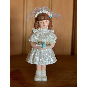 Vintage Wilton Communion Girl Brunette Tulle Veil Cake Topper Cupcake Decoration